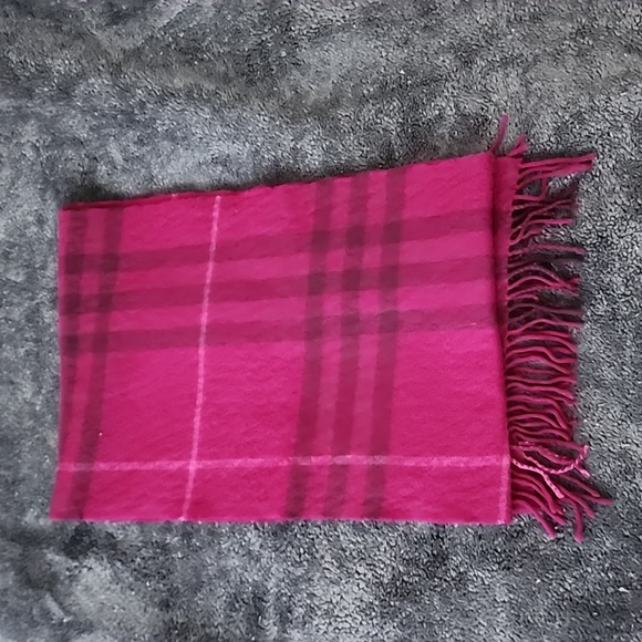 Burberry Check Scarf - Picture 2 of 4